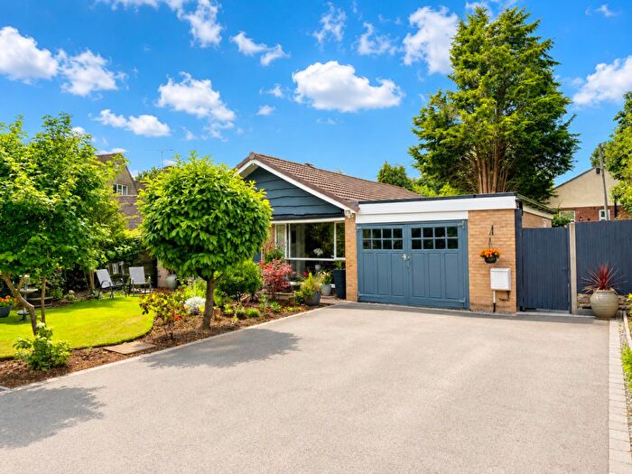 3 Bedroom Detached Bungalow For Sale In Heath Avenue, Littleover, Derby, DE23