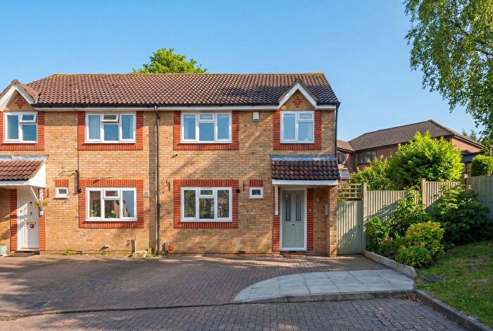 3 Bedroom Property For Sale In Lambert Road, Banstead, SM7