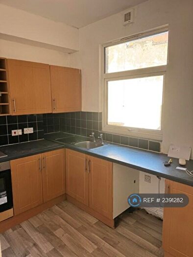 1 Bedroom Flat To Rent In High St, Gillingham, ME7