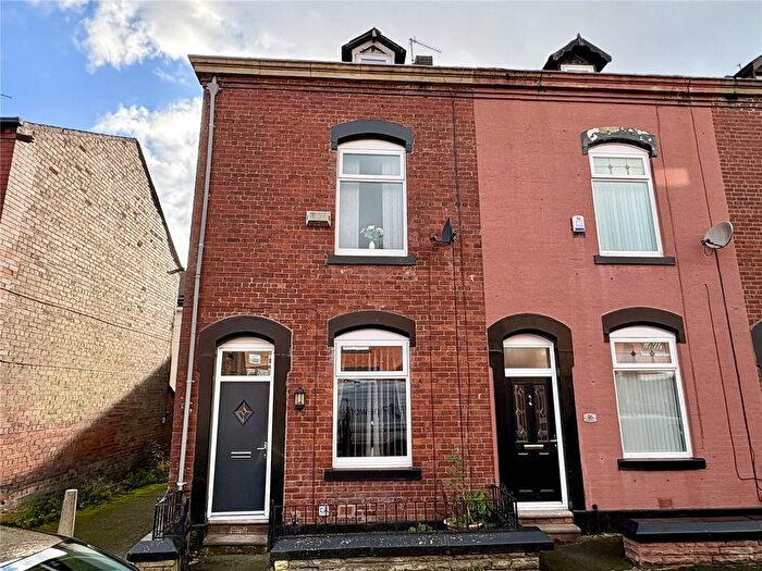 3 Bedroom End Terrace House For Sale In Herbert Street, Waterhead, Oldham, OL4
