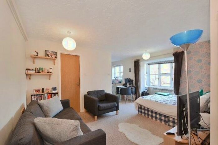 Studio To Rent In Lowry Court, Stubbs Drive, SE16