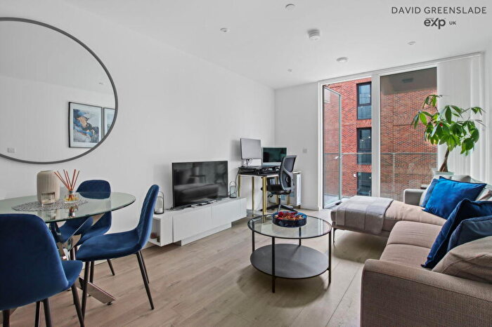 1 Bedroom Apartment For Sale In Kitson House, Corsican Square, E3