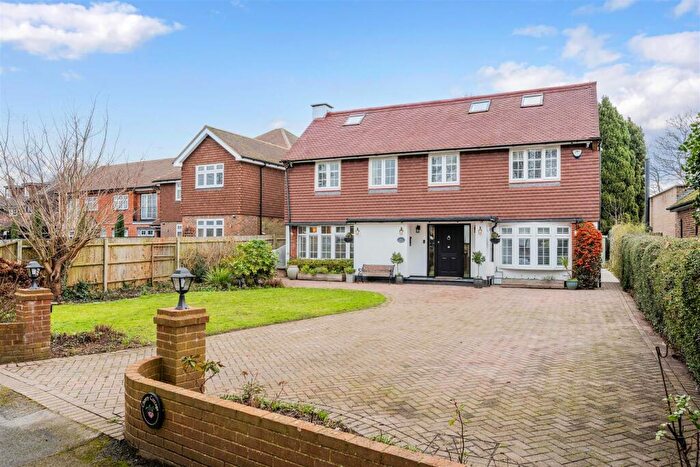 6 Bedroom Detached House For Sale In Cunningham Road, Banstead, SM7