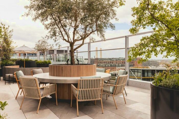 Studio To Rent In Nine Elms Lane, London, SW11