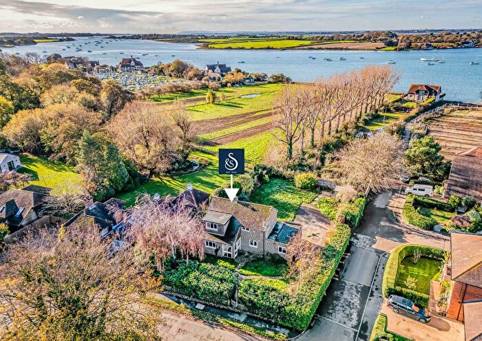 4 Bedroom Detached House For Sale In Moreton Road, Bosham, PO18