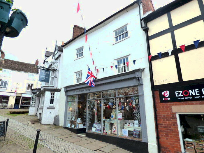 1 Bedroom Flat To Rent In Victoria Square, Ashbourne, Derbyshire, DE6