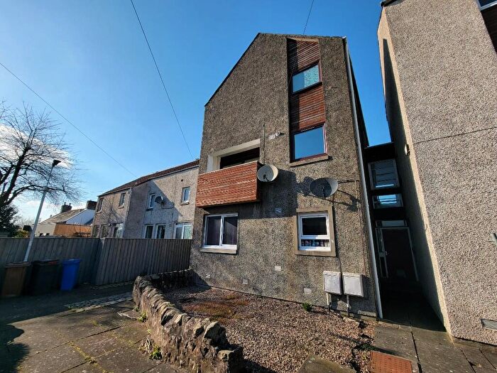 3 Bedroom Maisonette To Rent In High Road, Auchtermuchty, KY14