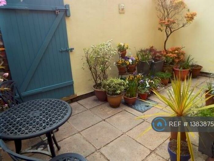 2 Bedroom Terraced House To Rent In Fairfield Street, Salford, M6