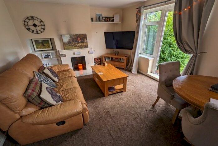 2 Bedroom Property To Rent In The Pasture, Crawley, RH10