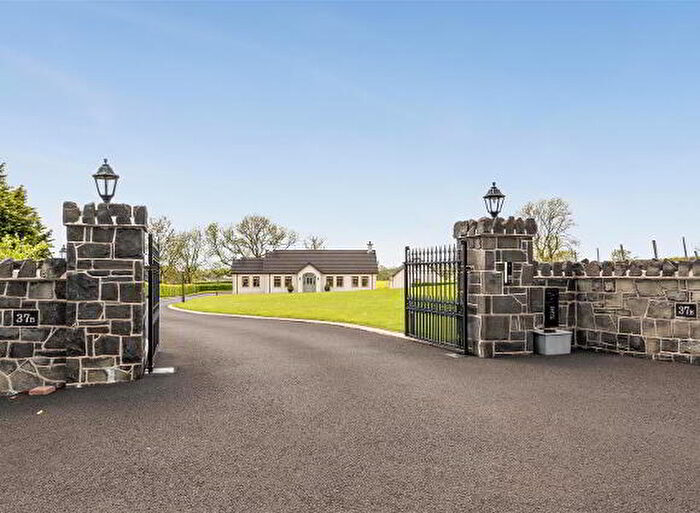 6 Bedroom Detached Chalets For Sale In B Killyless Road, Cullybackey, BT42