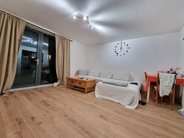 2 Bedroom Flat For Sale In Conrad Court, Needleman Close, London, NW9