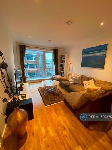 2 Bedroom Flat To Rent In Fulbourne Road, London, E17