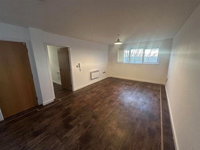 2 Bedroom Apartment To Rent In Old Mill Wharf, Droylsden, Manchester, M43