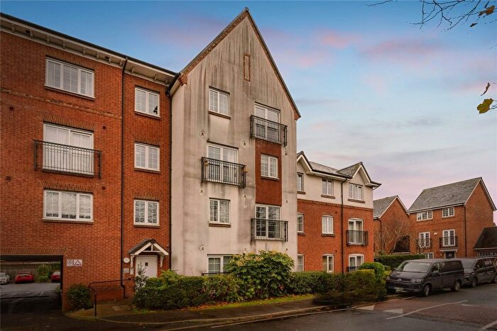 2 Bedroom Flat For Sale In Monks Place, Warrington, Cheshire, WA2