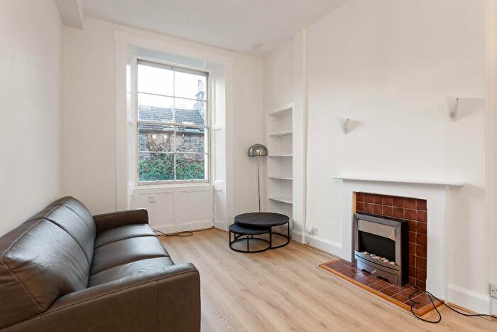 1 Bedroom Flat To Rent In Comely Bank Row, Edinburgh, EH4