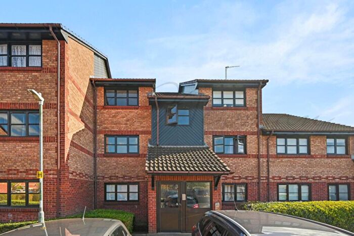 1 Bedroom Flat To Rent In Avonmouth Road, Dartford, DA1