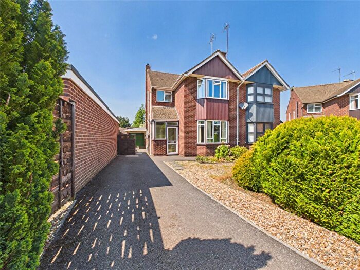 3 Bedroom Semi Detached House For Sale In Fairwater Park, Gloucester, Gloucestershire, GL4