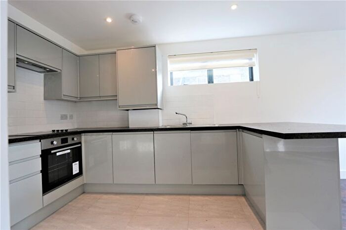 2 Bedroom Flat To Rent In Carlingford Road, London, N15