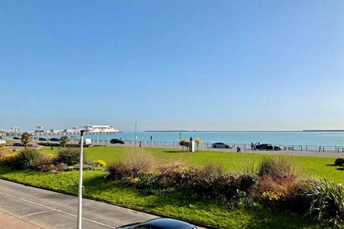 2 Bedroom Flat For Sale In The Gateway, Dover, CT16