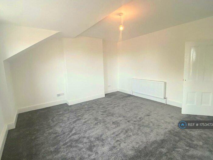 2 Bedroom Flat To Rent In Oxford Road, Bootle, L20
