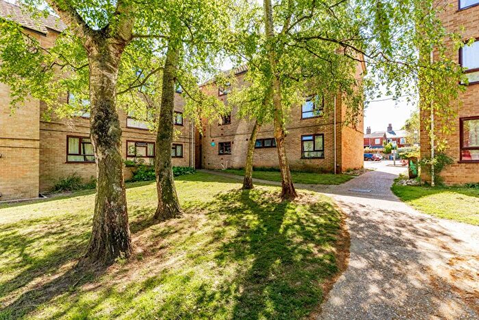 2 Bedroom Flat For Sale In West Pottergate, Norwich, NR2