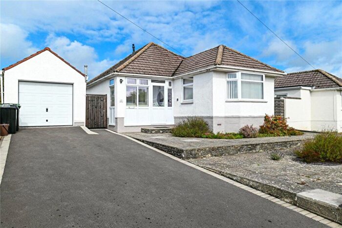 2 Bedroom Detached Bungalow For Sale In Osborne Road, New Milton, BH25