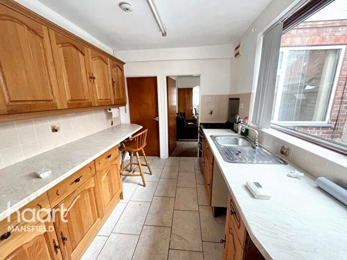 3 Bedroom Terraced House For Sale In Elkesley Road, Mansfield, NG20