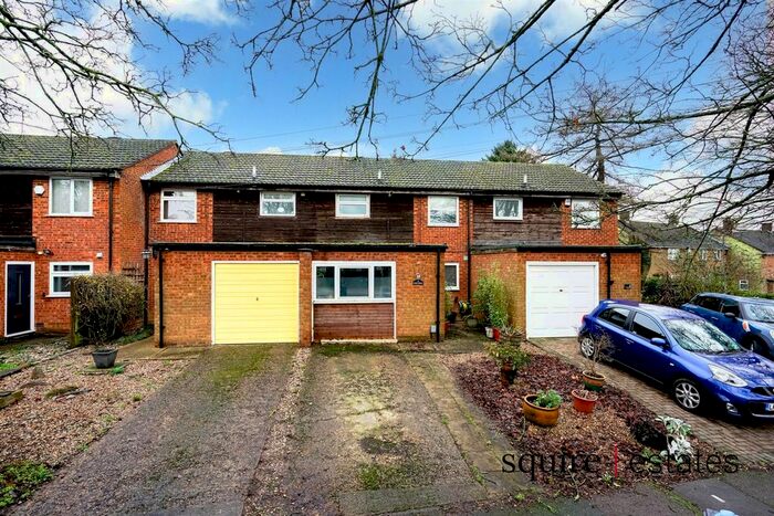 3 Bedroom Property To Rent In Knoll Green, Hemel Hempstead, HP2