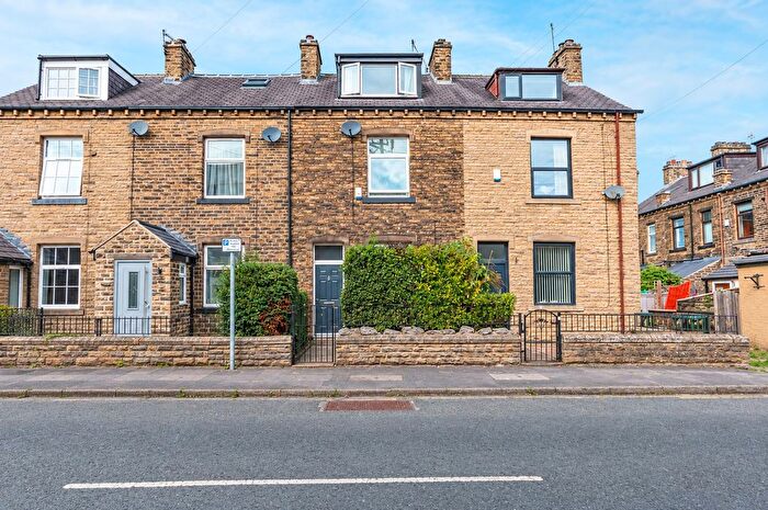 3 Bedroom Terraced House For Sale In Leonard Street, Bingley, West Yorkshire, BD16