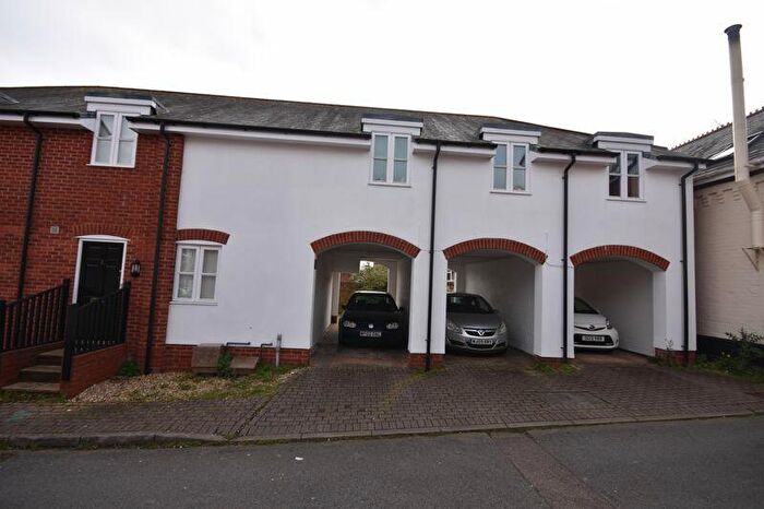 2 Bedroom Flat To Rent In Sivell Place, Heavitree, Exeter, EX2