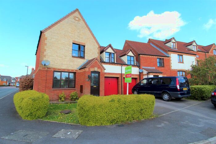 3 Bedroom End Of Terrace House To Rent In Standen Way, Swindon, SN25