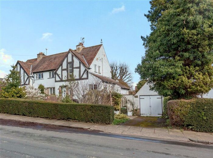 3 Bedroom Semi Detached House For Sale In Burn Bridge Oval, Burn Bridge