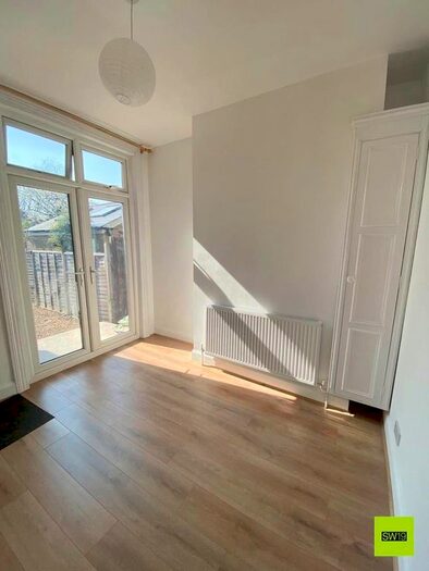 1 Bedroom Flat To Rent In Gap Road, London, SW19