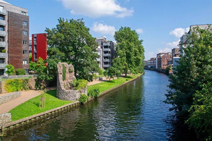 2 Bedroom Apartment For Sale In Ashman Bank, Norwich, NR1