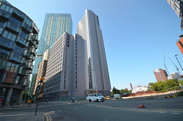 3 Bedroom Apartment To Rent In Embankment, Greengate, Salford, Manchester City Centre, M3