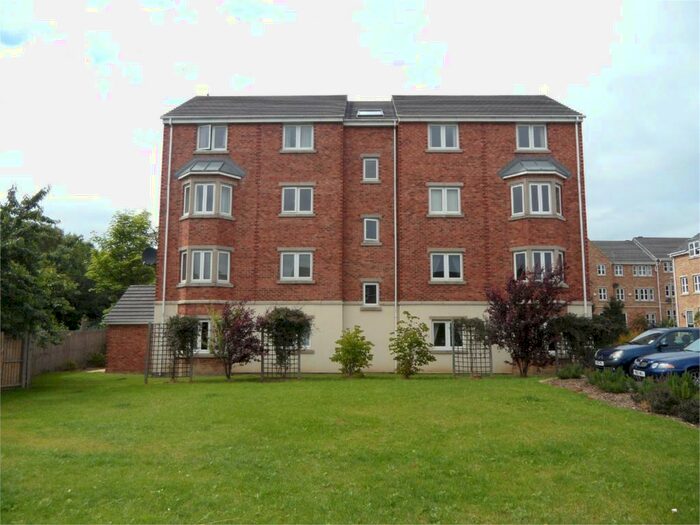 2 Bedroom Apartment To Rent In Laithe Hall Avenue, Cleckheaton, West Yorkshire, BD19