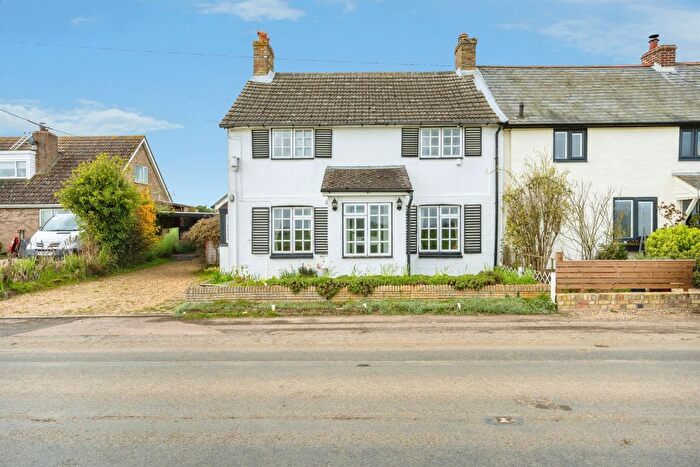 3 Bedroom Semi Detached House For Sale In Kimbolton Road, Bolnhurst, Bedford, MK44