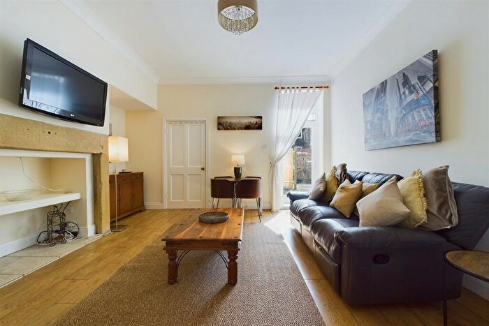 3 Bedroom Property To Rent In Forsyth Road, Newcastle Upon Tyne, NE2