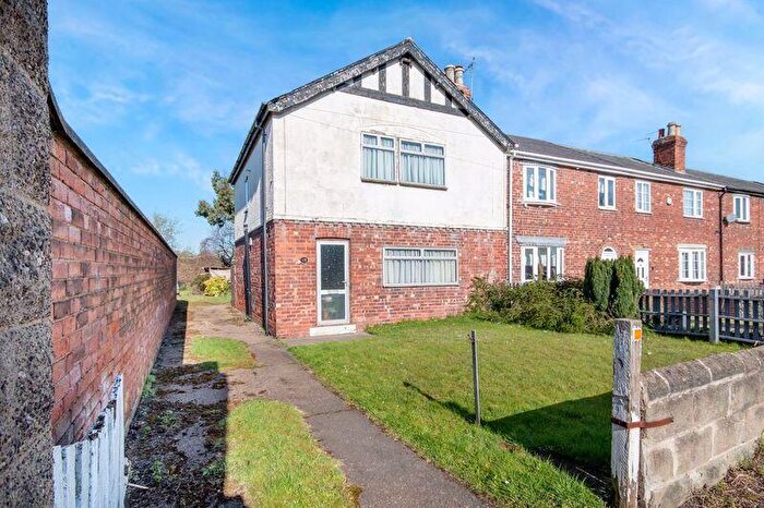 3 Bedroom End Of Terrace House For Sale In Colliery Road, Bircotes, DN11