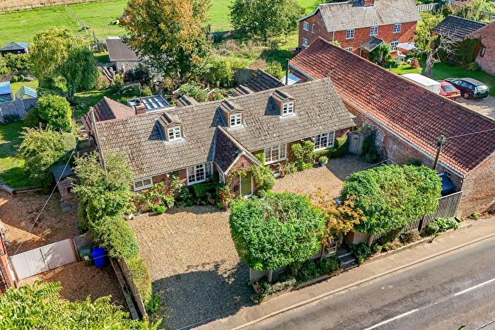 4 Bedroom Detached House For Sale In Docking Road, Great Bircham, PE31