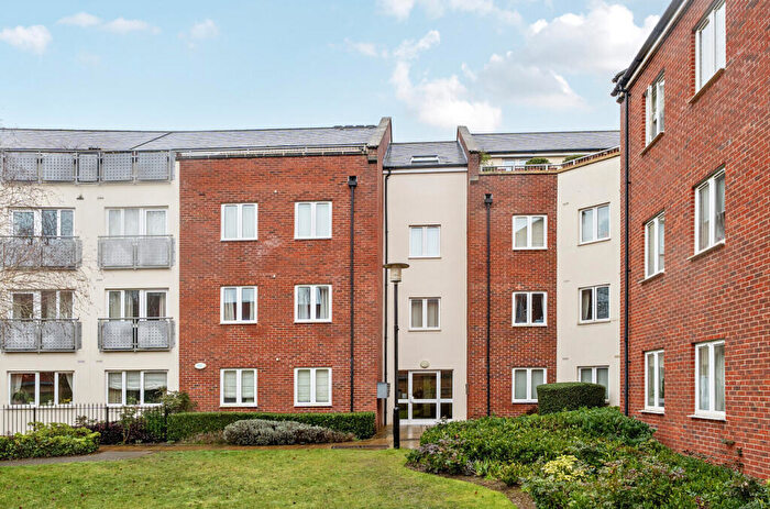 3 Bedroom Apartment For Sale In Beech Road, Headington, Oxford, OX3