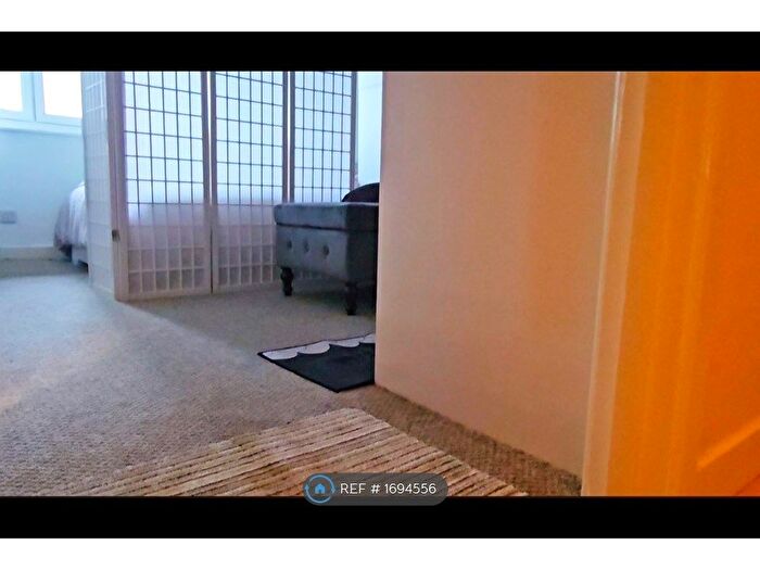 Studio To Rent In Old Bellgate Place, London, E14