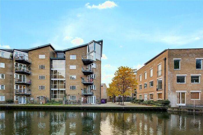 2 Bedroom Flat To Rent In Artillery House, Barge Lane, London, E3