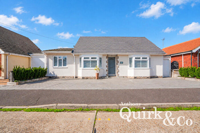 3 Bedroom Detached Bungalow For Sale In Station Road, Canvey Island, SS8