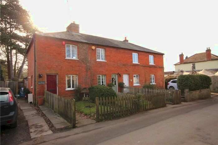 2 Bedroom End Of Terrace House To Rent In Woodside Road, Winkfield, Windsor, Berkshire, SL4