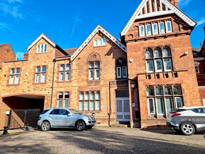 2 Bedroom Flat To Rent In Portland Court, Birmingham, B16