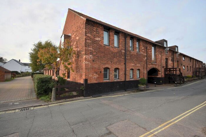 2 Bedroom End Of Terrace House For Sale In Beccles, NR34