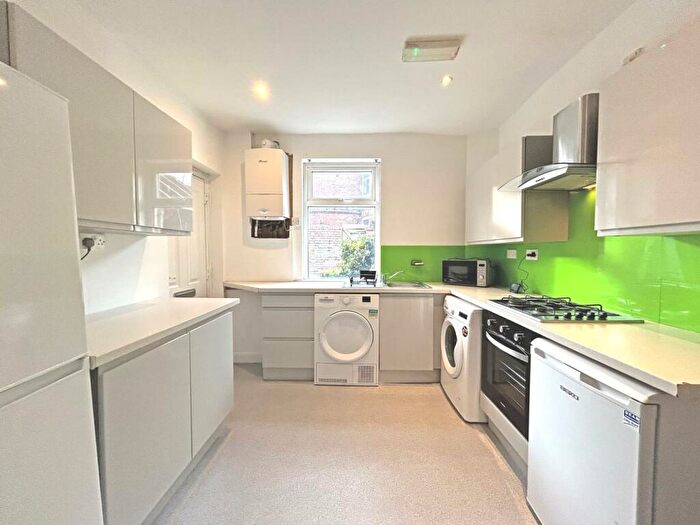4 Bedroom Terraced House To Rent In Shoreham Street, City Centre, Sheffield, S1