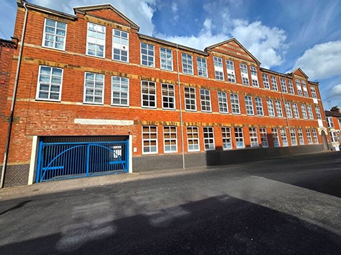 2 Bedroom Flat For Sale In Talbot Road, Abington, NN1