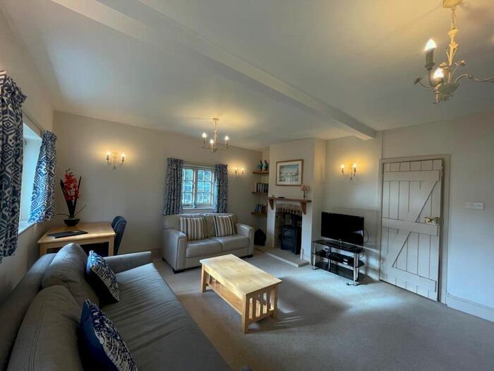 2 Bedroom Cottage To Rent In Boars Hill, Oxfordshire, OX1